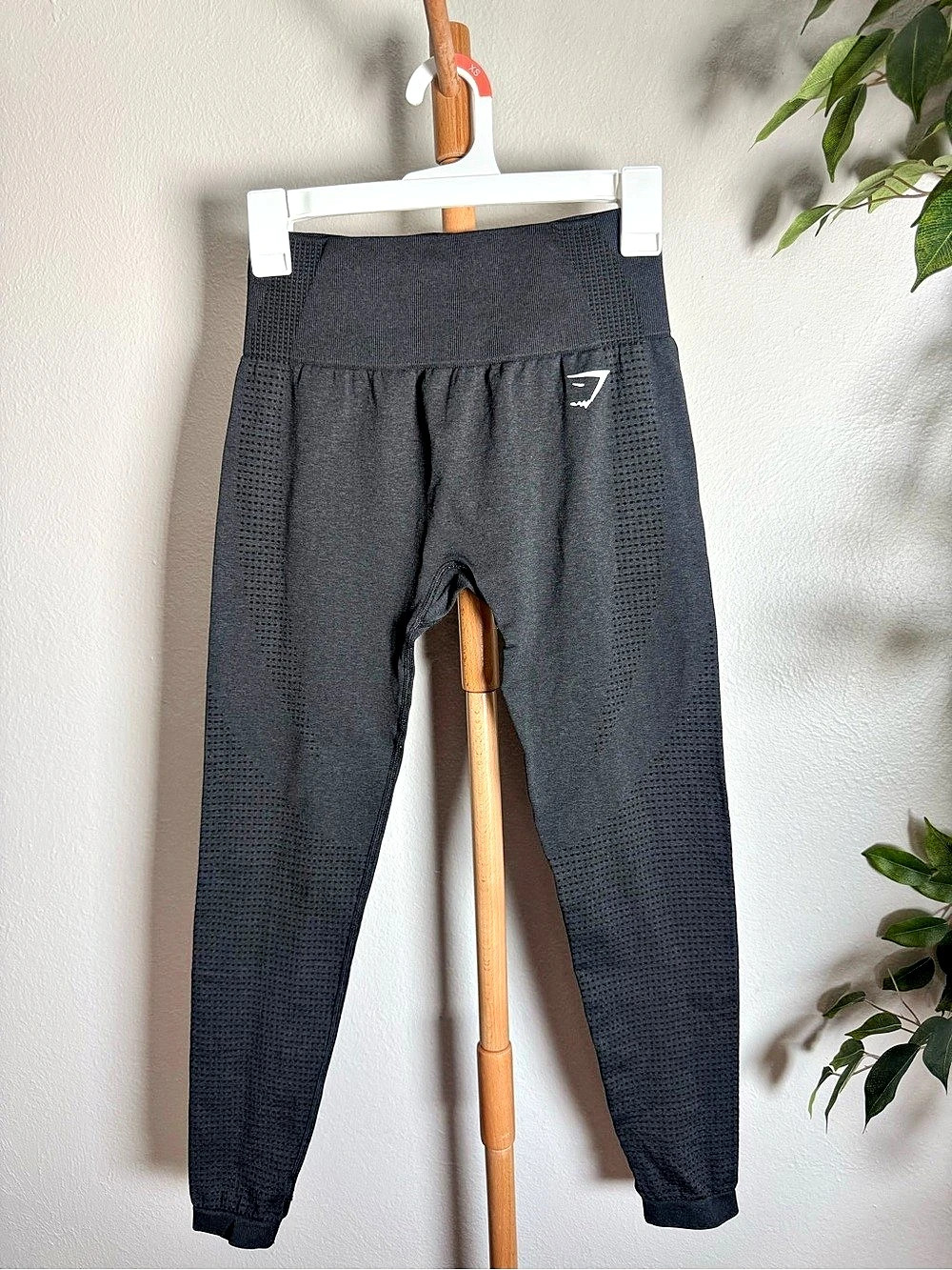 Gymshark Black Seamless High Rise Full Length Leggings Women’s Size Medium